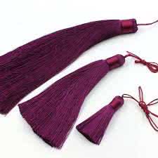 TASSEL VALENTINO 27-8. COKLAT MUDA